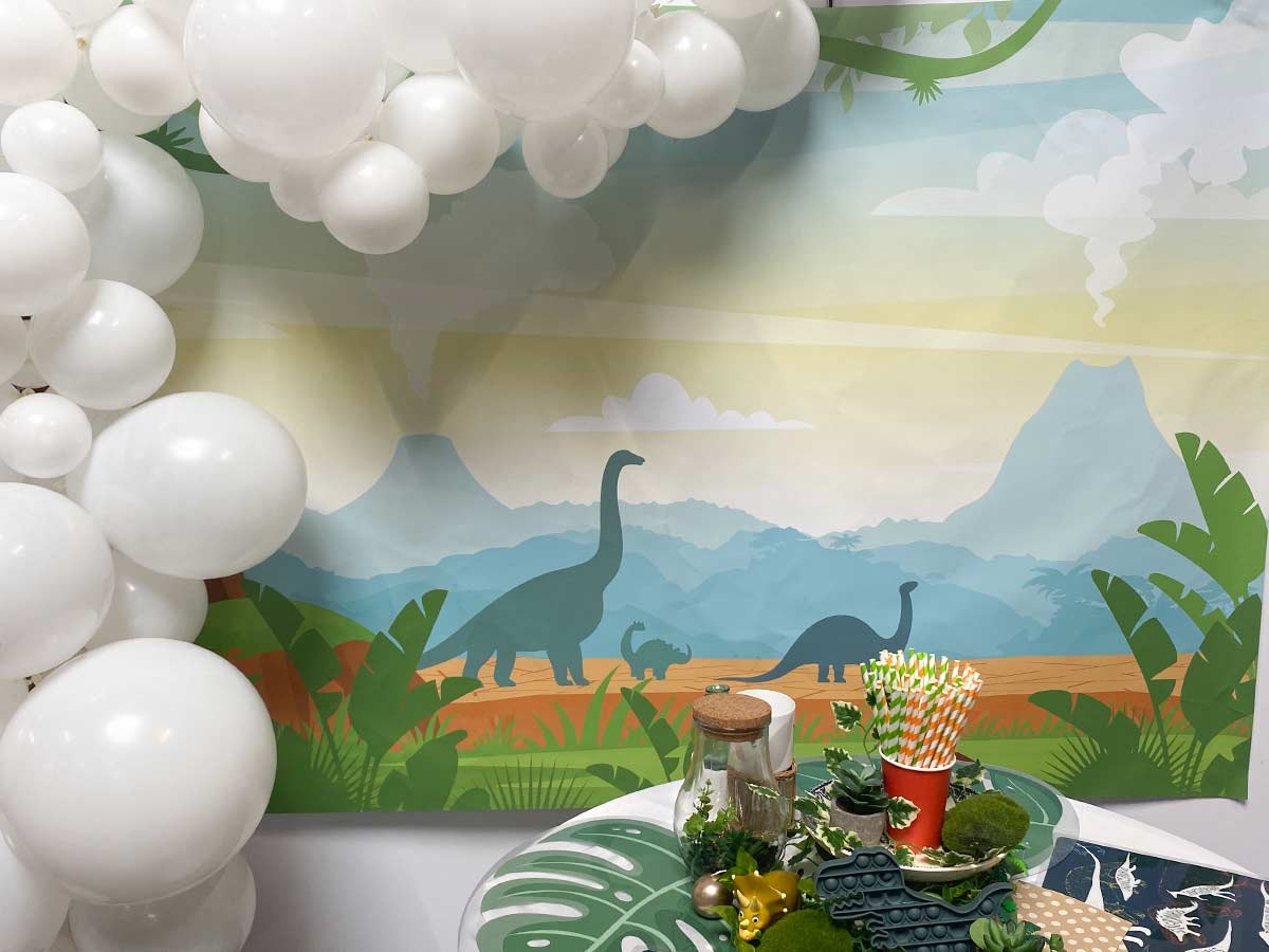 Toile de fond anniversaire paysage dinosaure pour photobooth