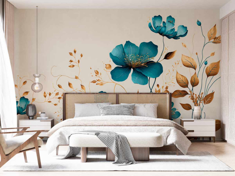 Papier peint panorique "fleurs bleues et dorées" dans une chambre style scandinave